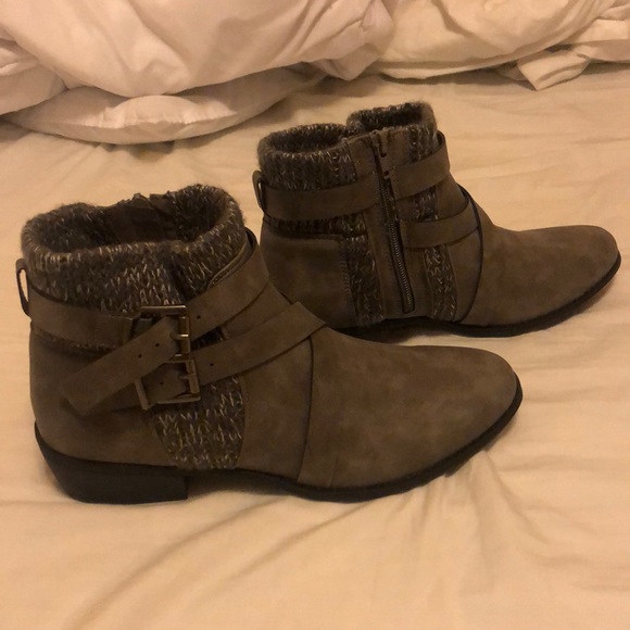 Grey Buckled Booties - Picture 6 of 7